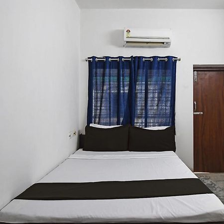 Oyo Hotel Chinar Park 加尔各答 外观 照片
