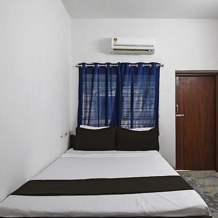 Oyo Hotel Chinar Park 加尔各答 外观 照片