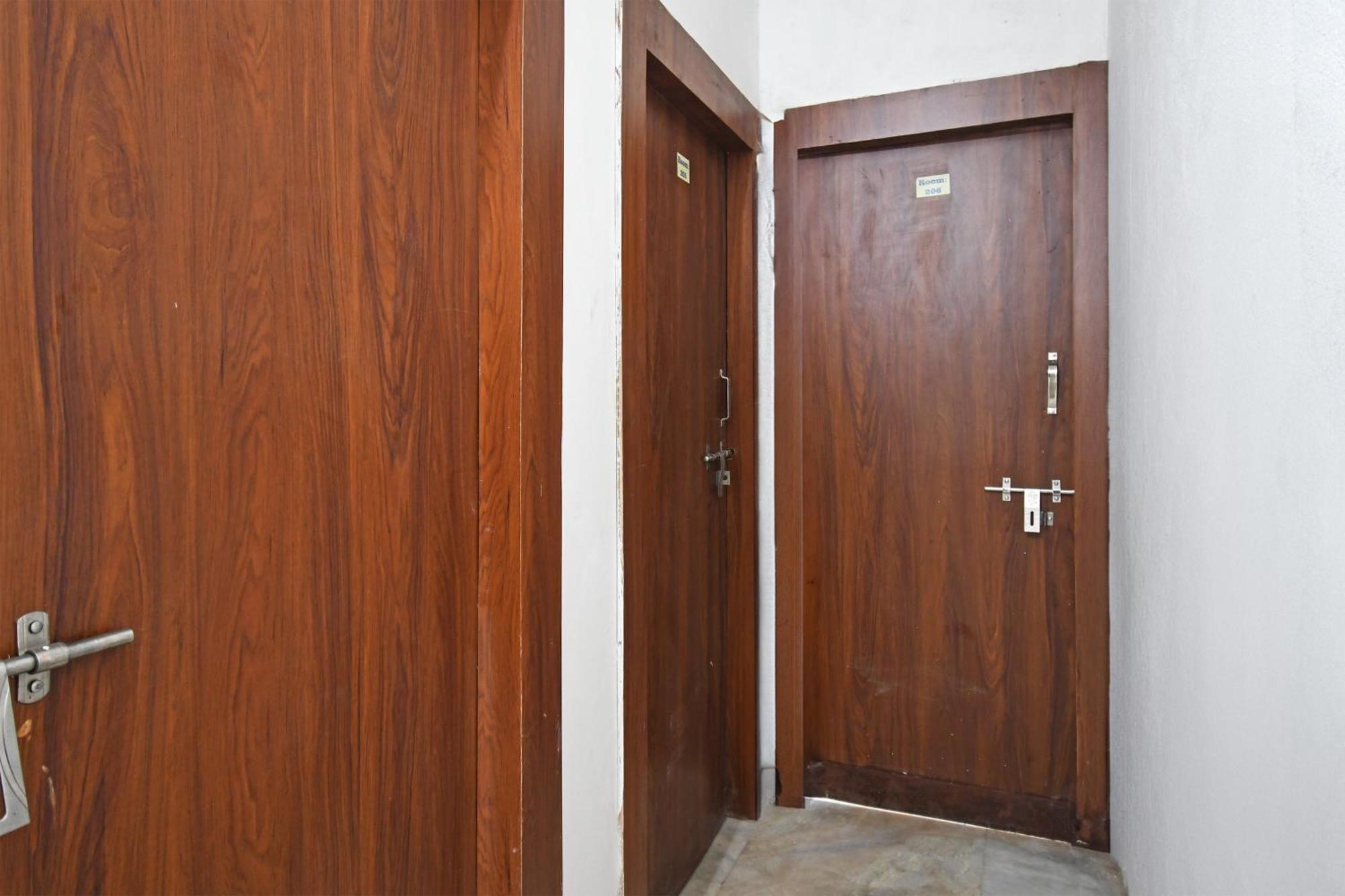 Oyo Hotel Chinar Park 加尔各答 外观 照片