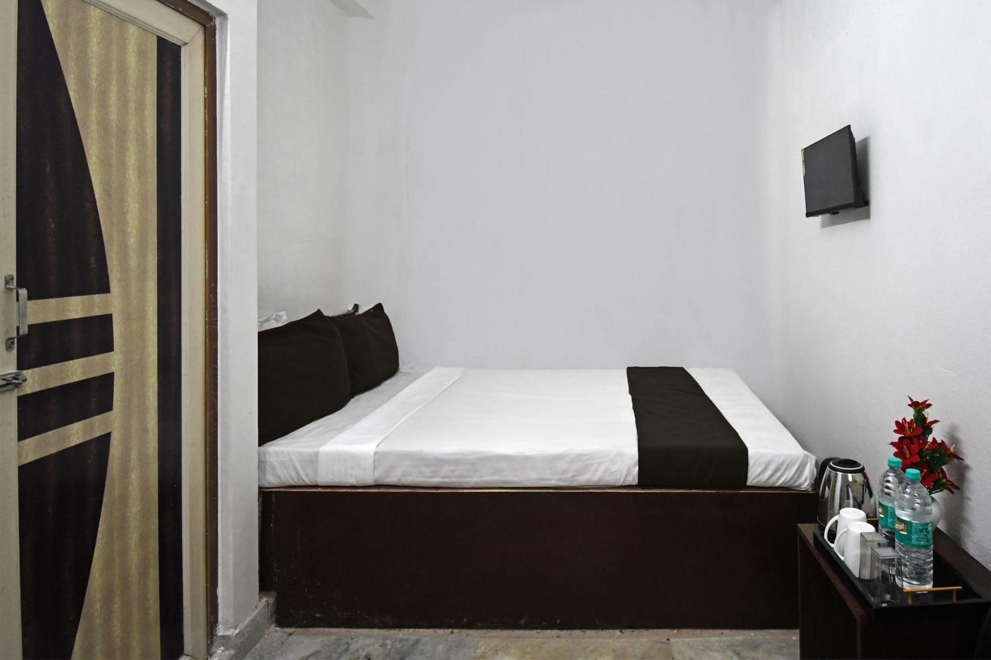 Oyo Hotel Chinar Park 加尔各答 外观 照片