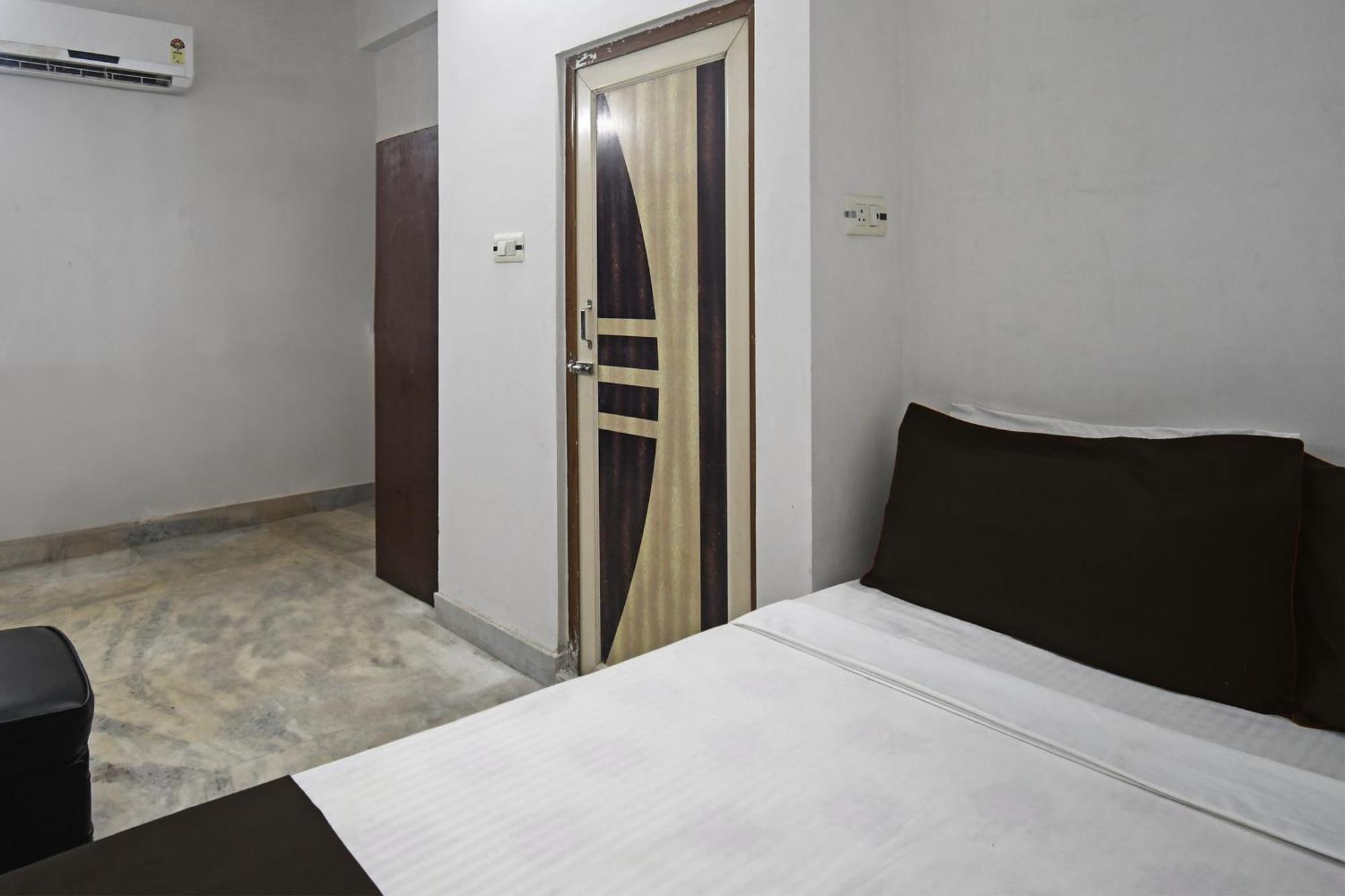 Oyo Hotel Chinar Park 加尔各答 外观 照片